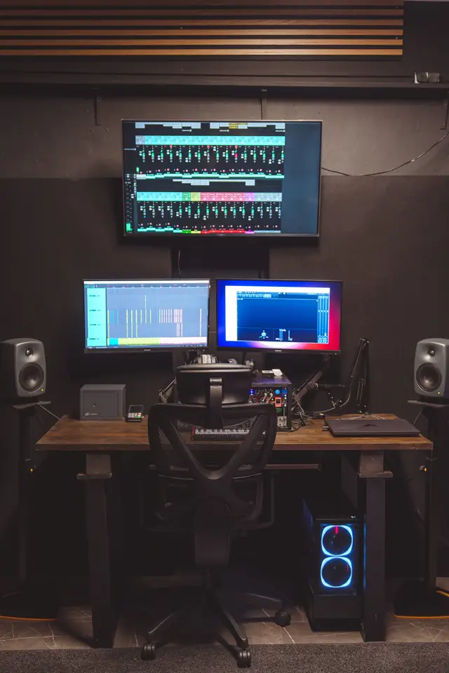Апаратна студії звукозапису Sanctum Sound